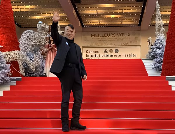 黔岭光影耀国际：旅黔摄影家叶蔚荣膺2024美国摄影学会年度“名人录”三个组别十杰
